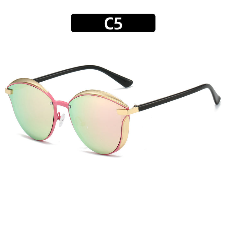 Dame solbrille med luksuriøs metallramme og harmonisk kontur Skanto
