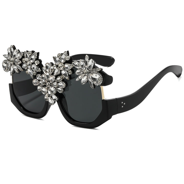 Dame Glamorøs solbrille med glitrende krystallblomster Skanto