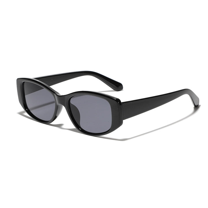 Dame moteriktig katteøye-solbrille med holografisk design Skanto