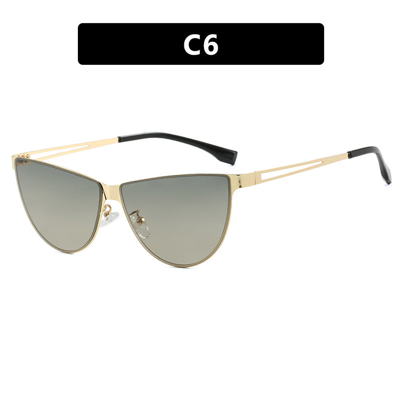 Dame Cat-Eye solbriller med stilfull metallramme og beskyttende UV-filter Skanto
