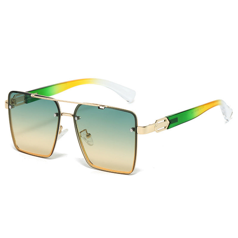 Dame firkantet solbrille med elegant metallramme Skanto