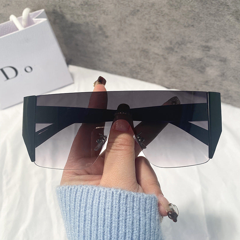 Dame Sporty Shield Solbrille Skanto