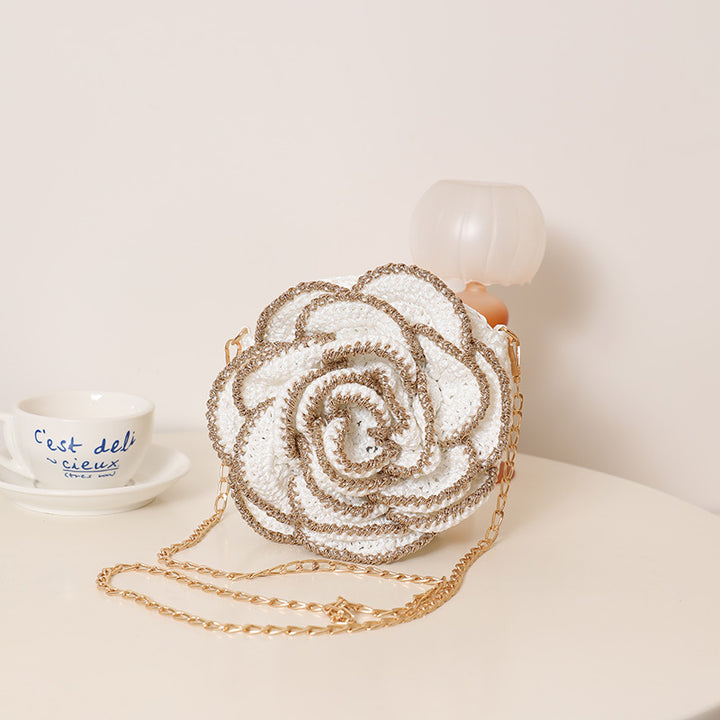 Umhengeske i romantisk rosedesign Skanto