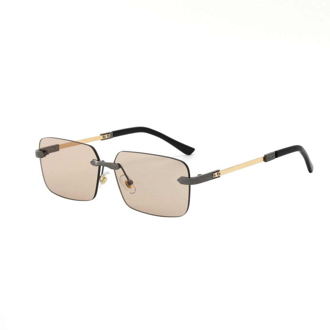 Dame solbrille med moderne, filigran design Skanto
