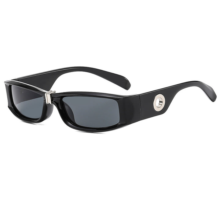 Dame moteriktig solbrille med beskyttende UV-filter og robust ramme Skanto