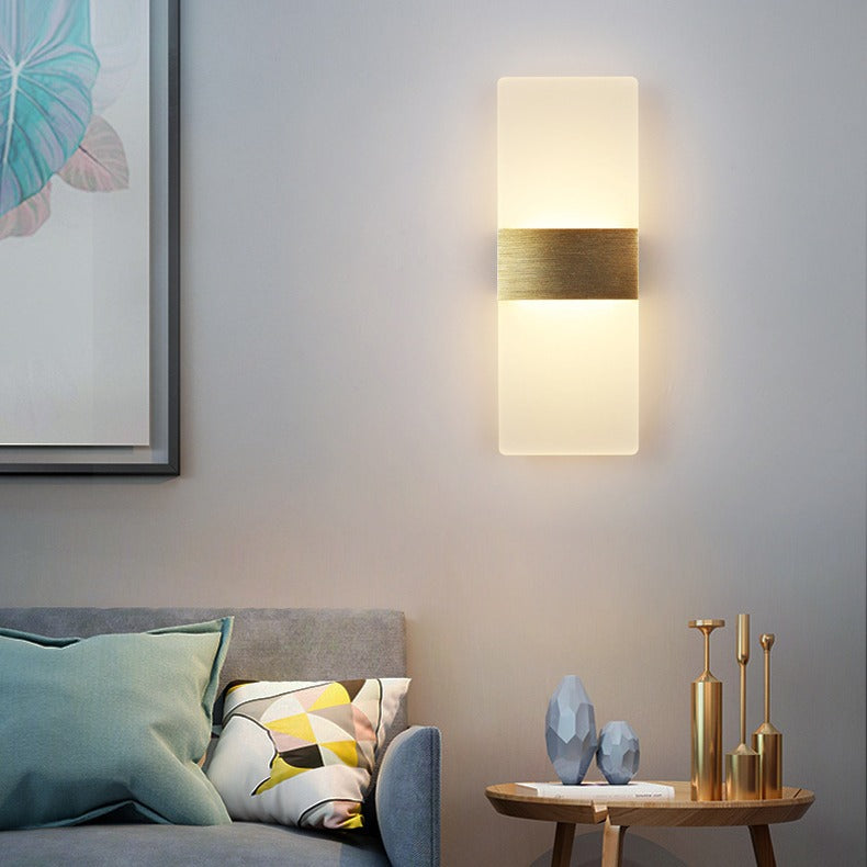 Skanto | CenturyGlow – Mid-Century Vegglampe for Tidløs Stil