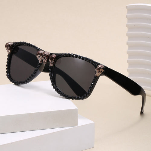 Dame ekstravagant solbrille med krystalldekorasjoner Skanto