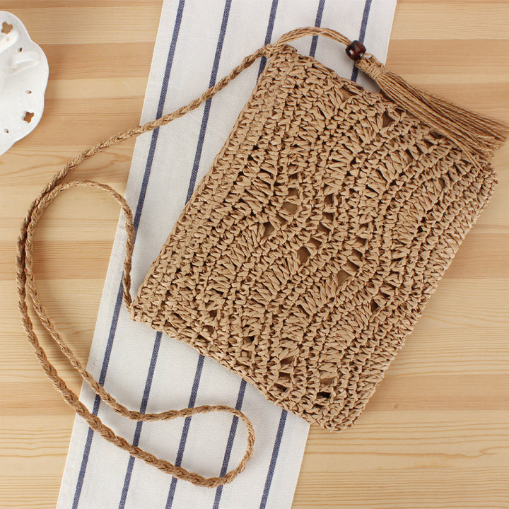 Macrame handbag with fringe detail Skanto