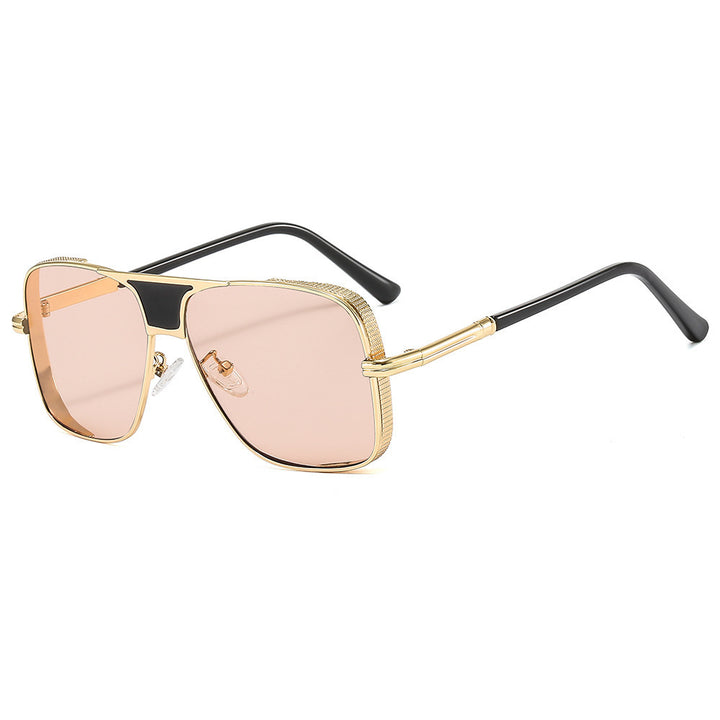 Dame elegant solbrille med moderne oversized ramme Skanto