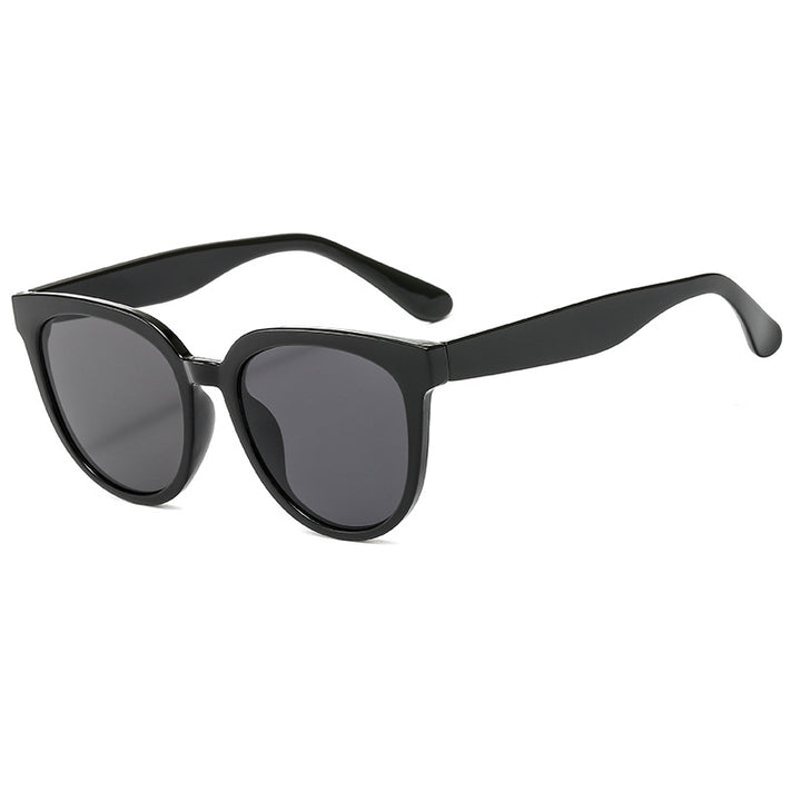 Dame solbriller med unikt cat-eye-design og polariserte glass Skanto