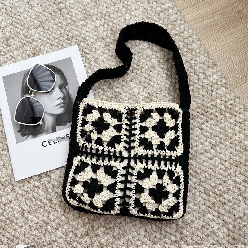 Heklet crossover veske med folkelig design Skanto
