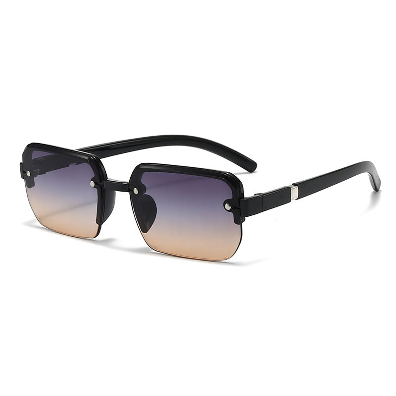 Dame moteriktig firkantet solbrille med innovativ ramme Skanto