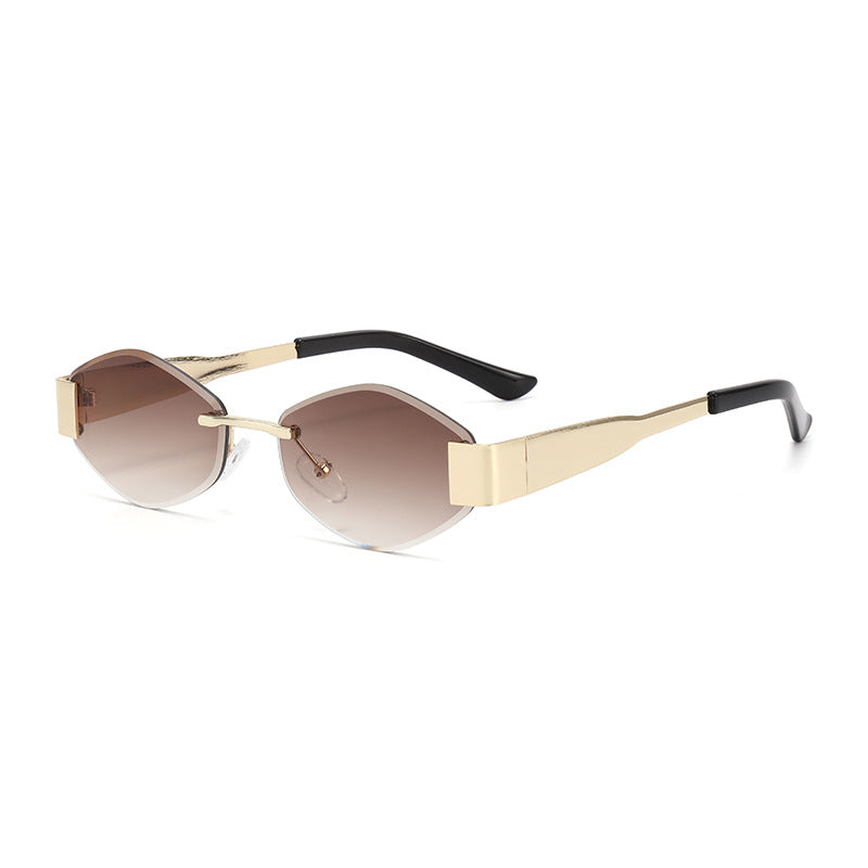 Dame motemessig solbrille med elegant åttekantet ramme og UV-beskyttelse Skanto