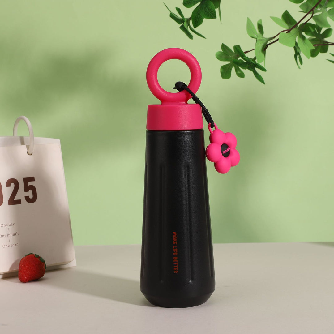 Dame stilige plastflaske med Charm Skanto