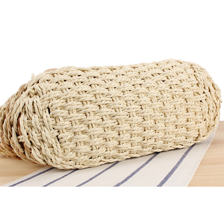 Elegant Beach Bag with Handwoven Basket Pattern Skanto