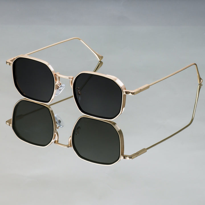 Dame moteriktig solbrille med stilfull, firkantet ramme og UV-beskyttelse Skanto