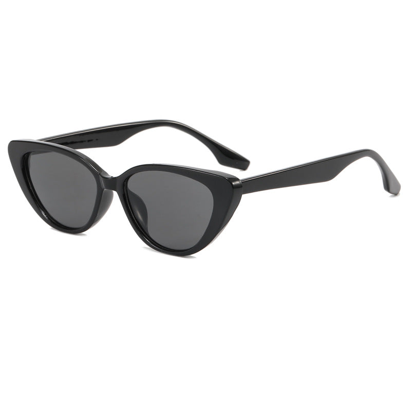 Dame moderne Cat-Eye solbrille med UV-beskyttelse og edel ramme Skanto