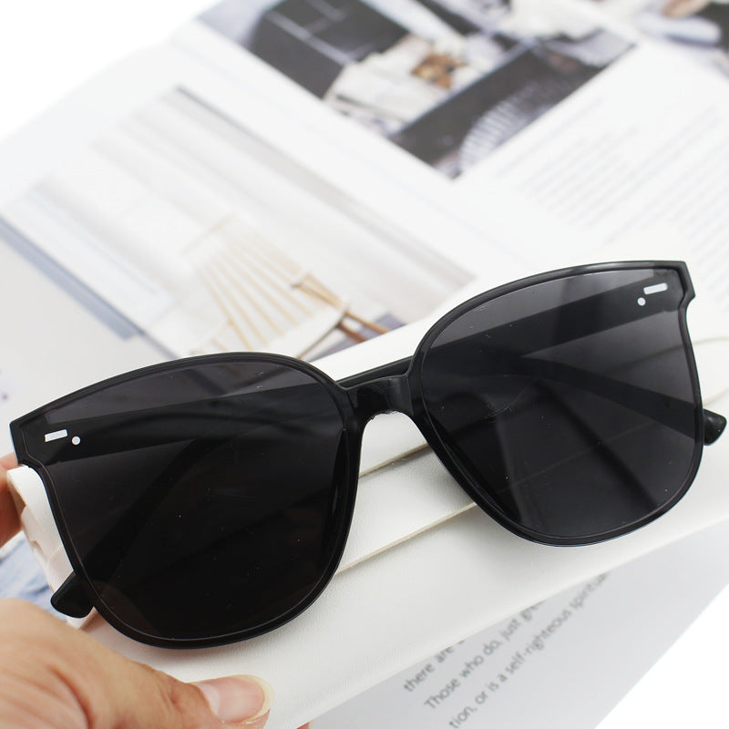 Dame Cat-Eye solbriller med elegant design Skanto