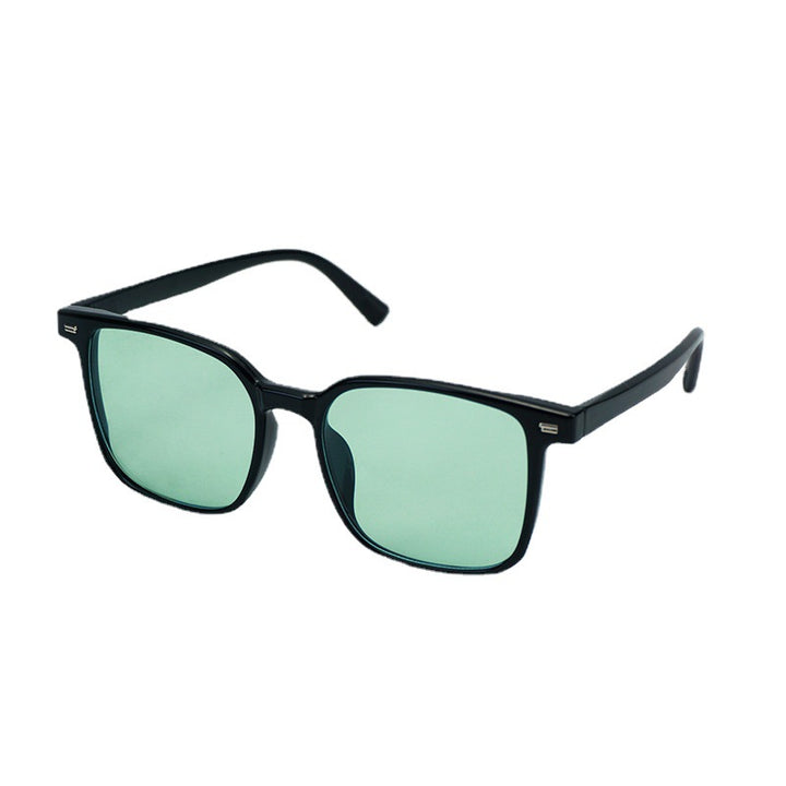 Dame Kvadratisk Solbrille med moderne aksenter Skanto