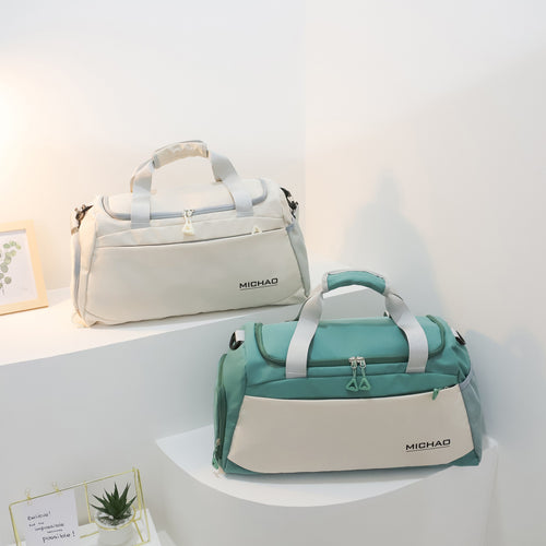 Sporty travel bag with practical compartments Skanto