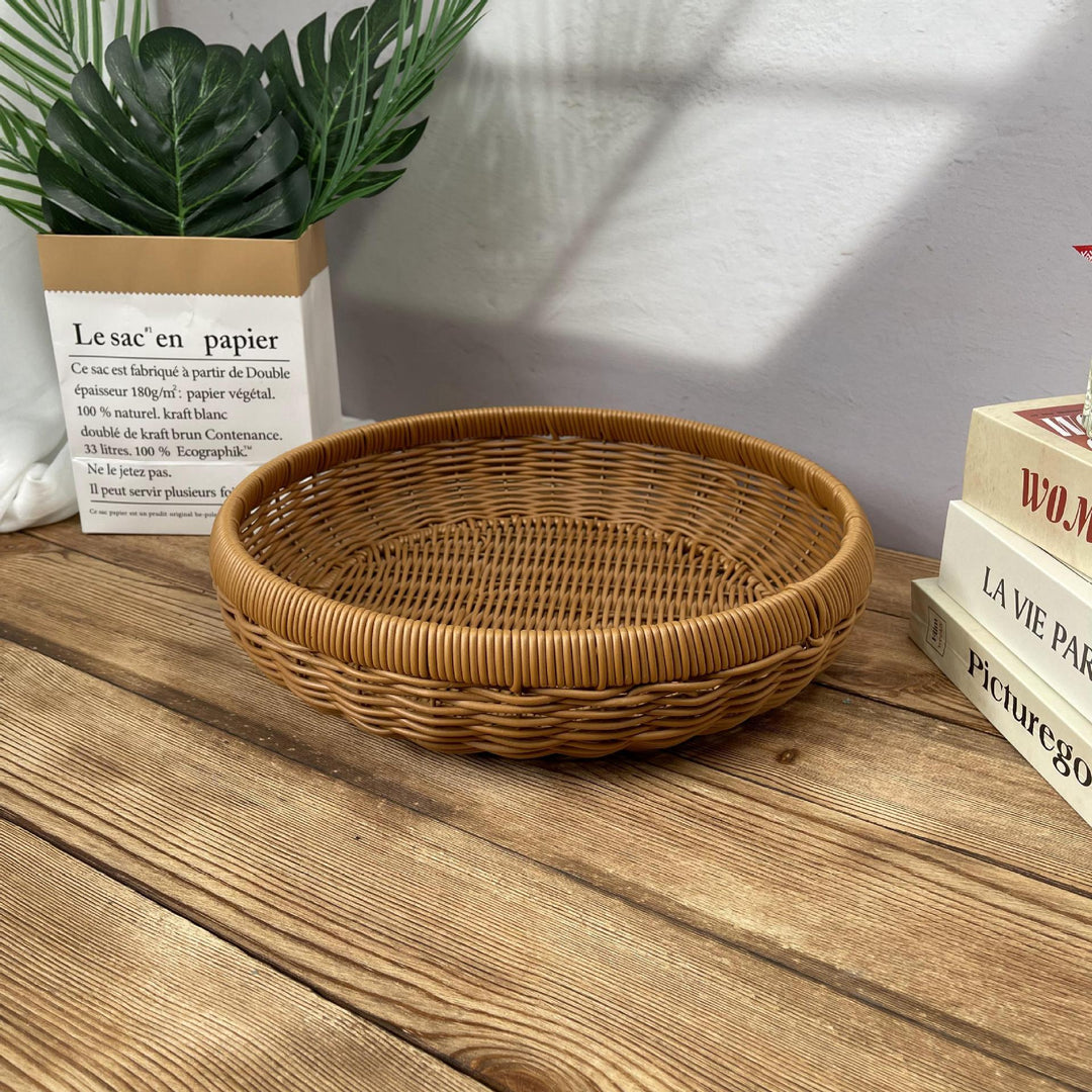 Dame rund Serveringskurv laget av flettet Rattan Skanto