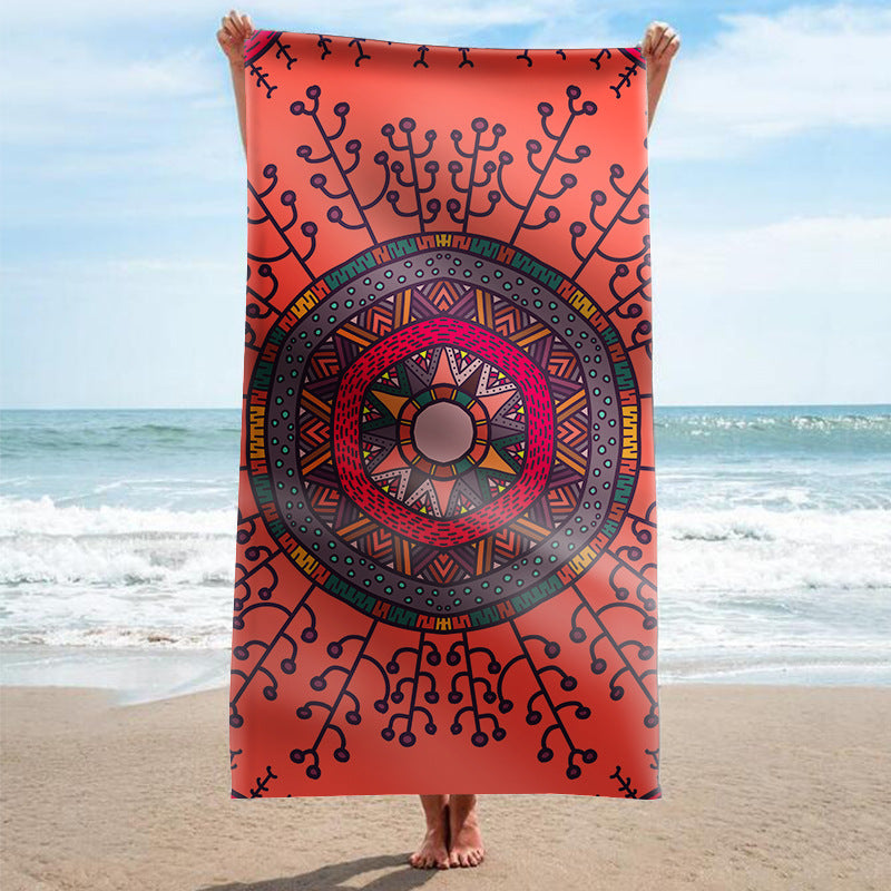 Strandhåndkle med kunstferdig mandala-design Skanto