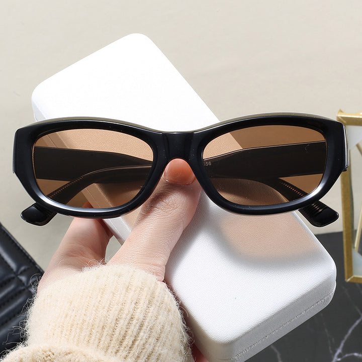 Dame moteriktig Cat-Eye solbrille med fleksibel ramme og UV-beskyttelse Skanto