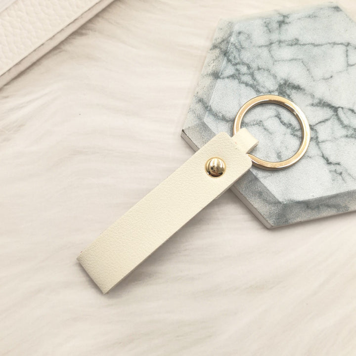 Unisex nøkkelring med elegant kunstskinndesign Skanto