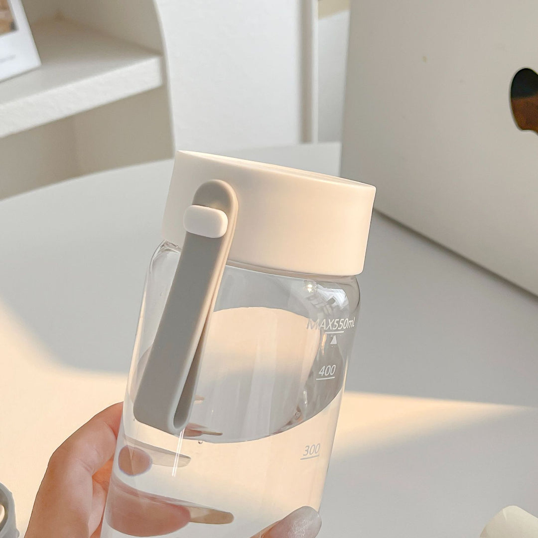Kvinnes BPA-frie drikkeflaske med smart lokk fra Skanto