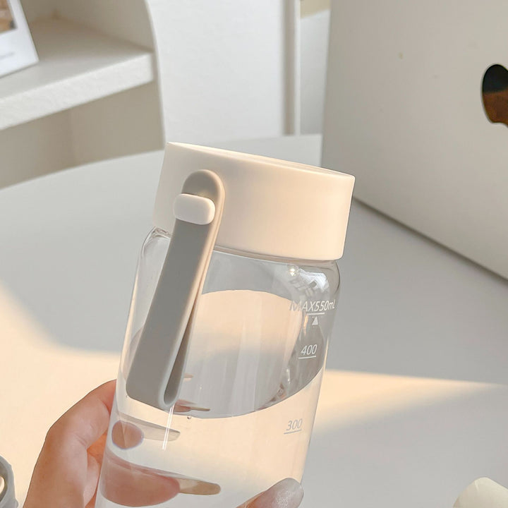 Kvinnes BPA-frie drikkeflaske med smart lokk fra Skanto
