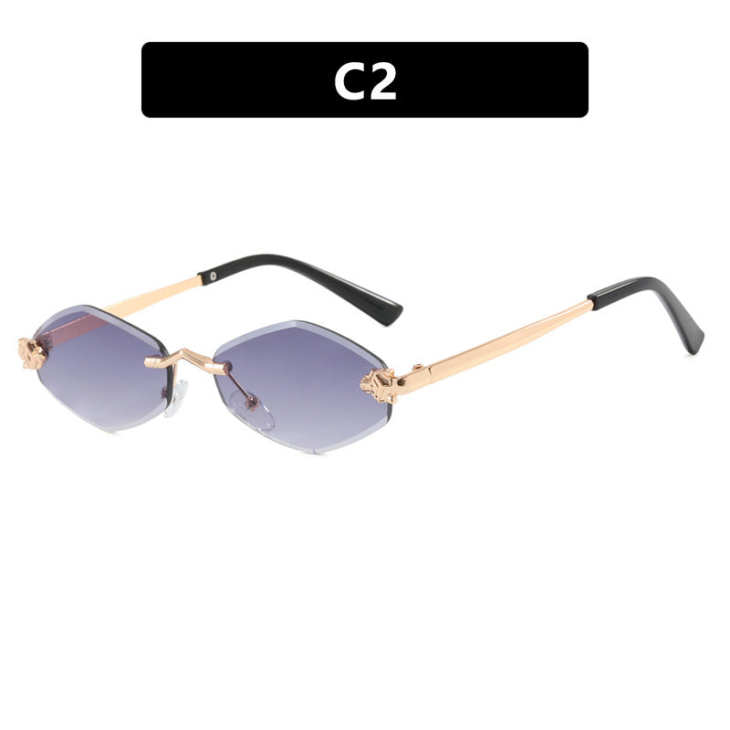 Dame geometrisk solbrille med dobbelt metallramme og beskyttende linser Skanto