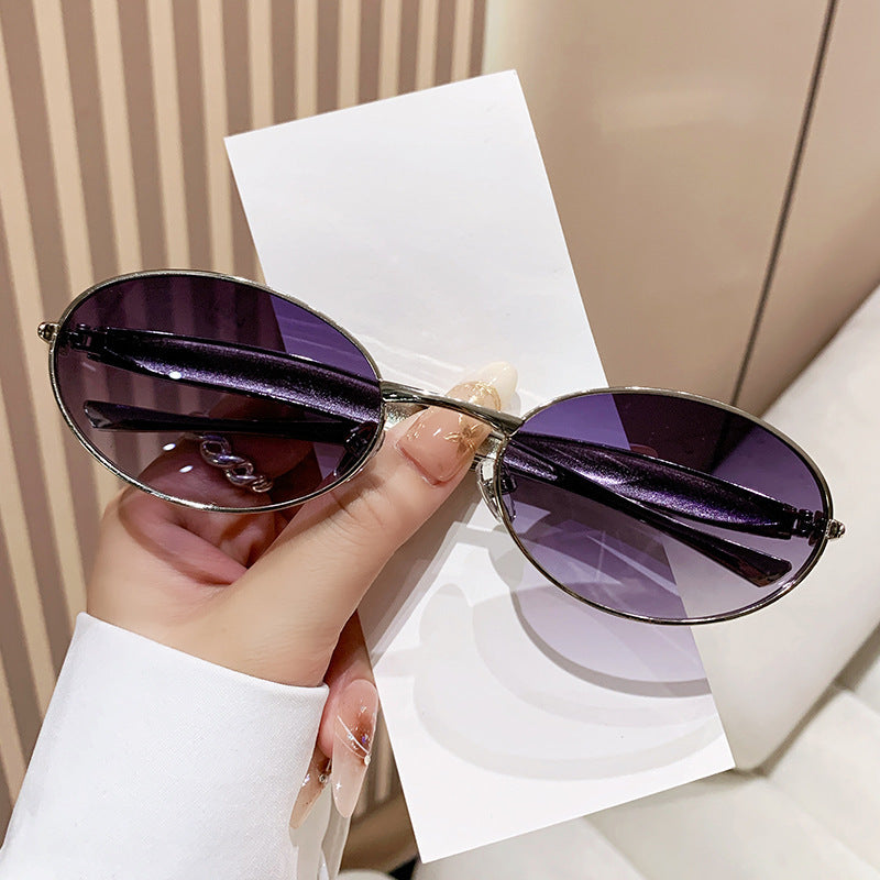 Dame moteriktig Oversized-solbrille med elegant design Skanto