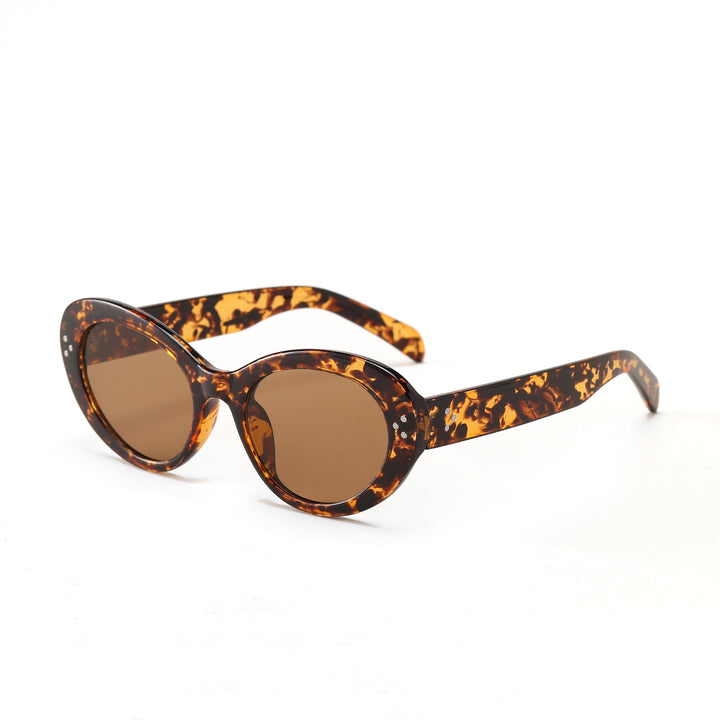 Dame moteriktig oversized solbrille med elegant ramme Skanto