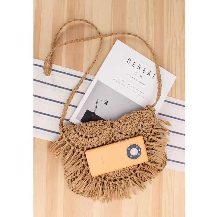 Håndlagd makramee crossbody veske med fransete design Skanto