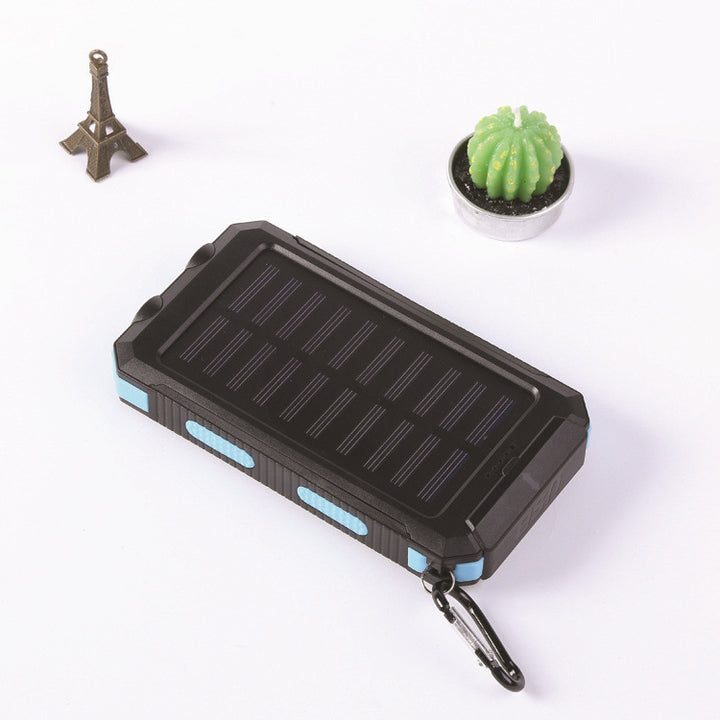 Solcelledrevet powerbank med robust hus og multifunksjonelt design Skanto