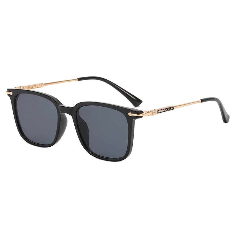 Dame firkantet designerbrille med elegant ramdesign Skanto