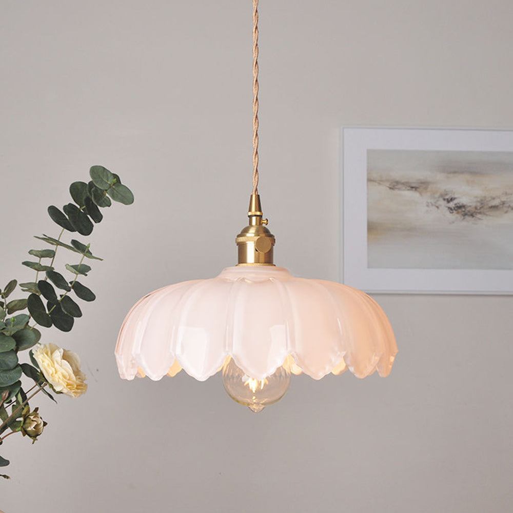 Skanto | Glass lampe som glitrer med detaljer!