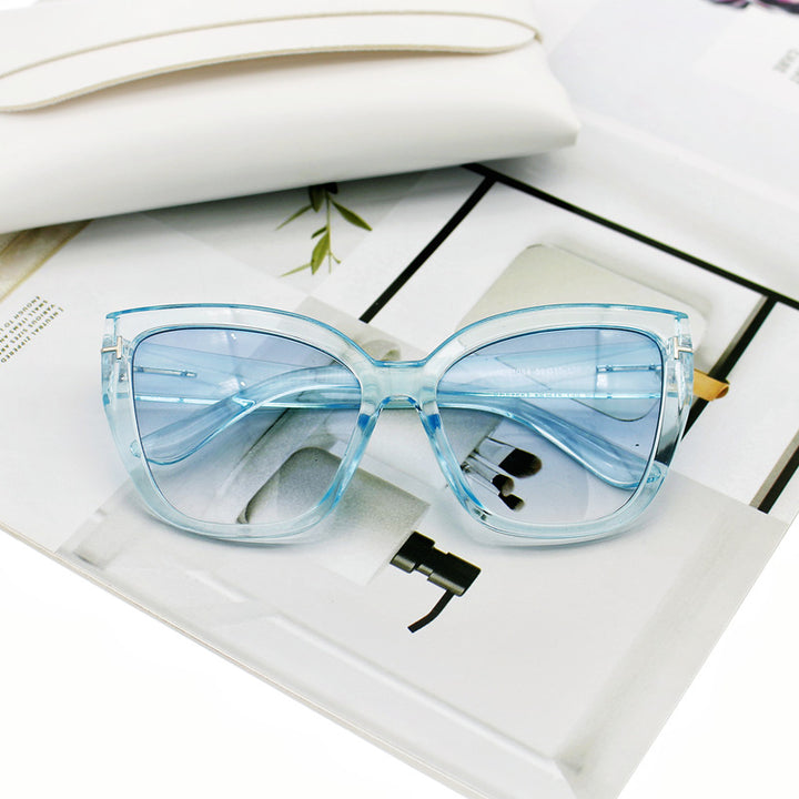 Dame Cat-Eye solbriller med elegante aksenter Skanto