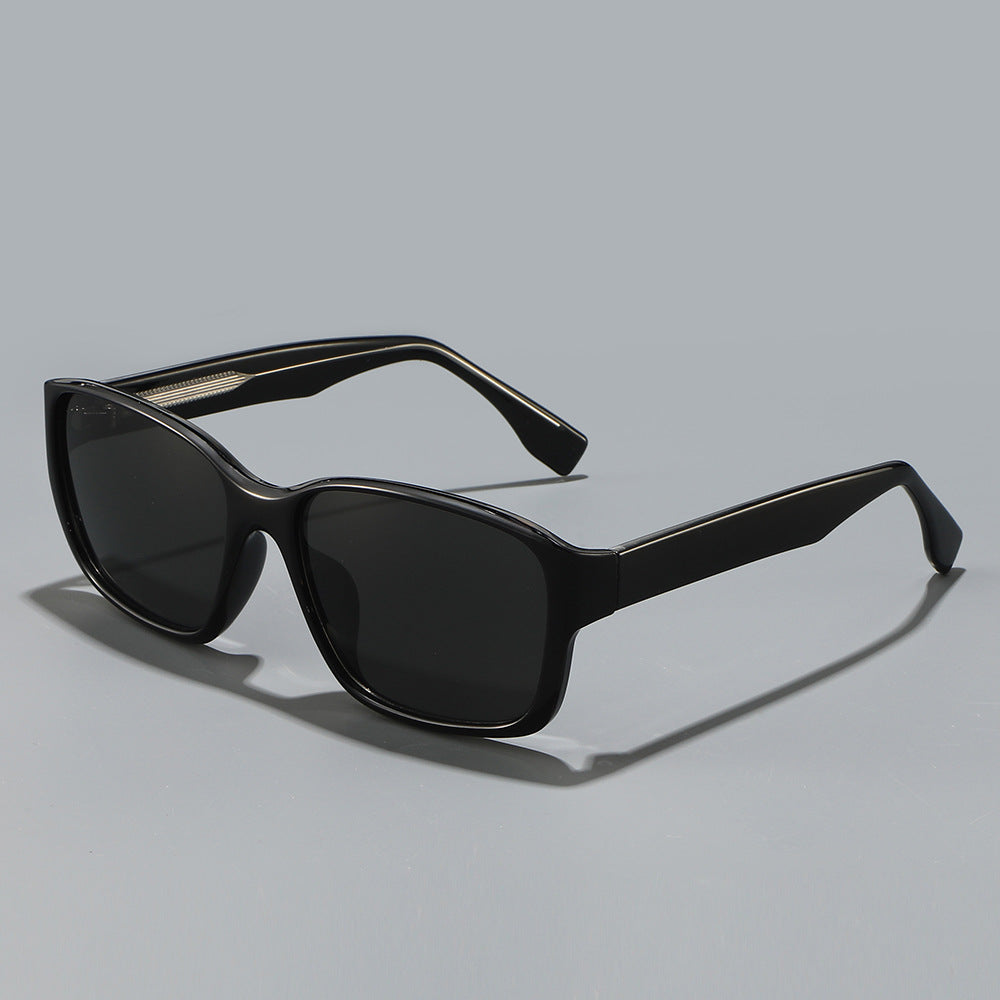 Dame solbrille i moderne oversized-stil Skanto