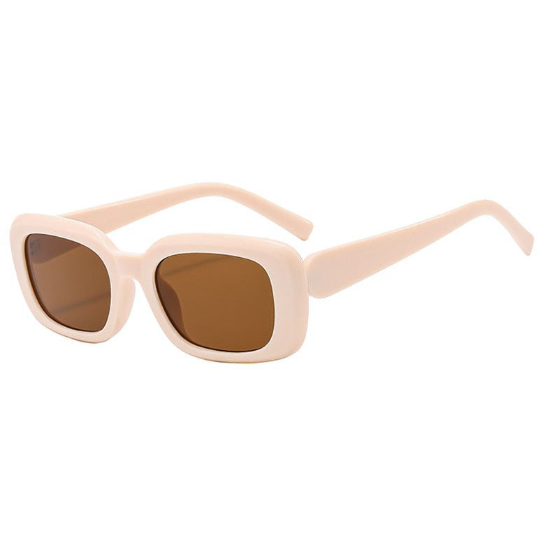 Dame Modis avslappet firkantet solbrille med bred ramme og UV-beskyttelse Skanto