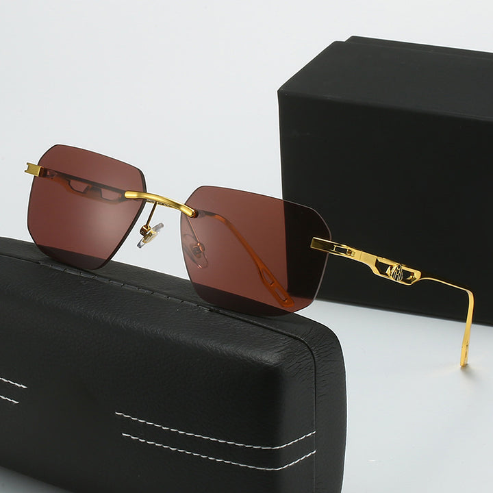 Dame moterik solbrille med luksuriøs ramme og ergonomisk design Skanto
