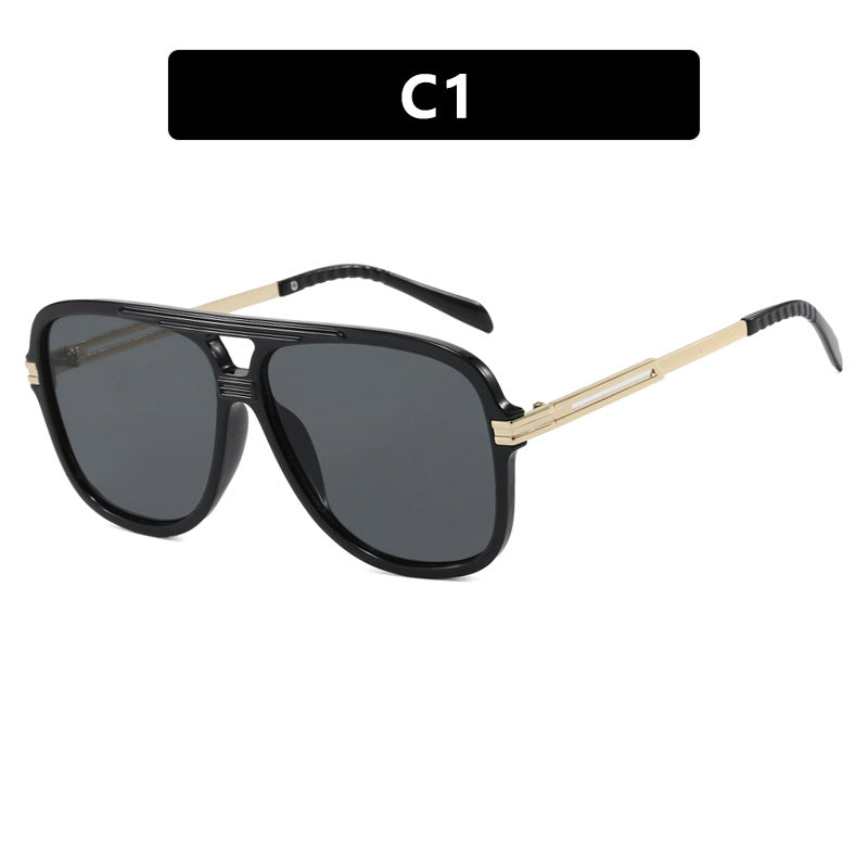 Dame oversized moteriktig solbrille med robust og elegant design Skanto
