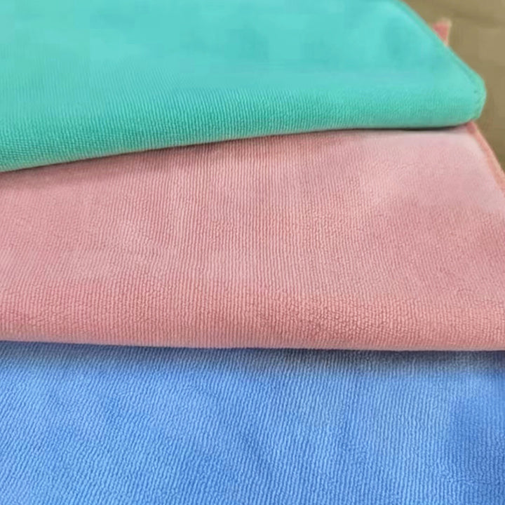 Microfiber Beach Blanket with Innovative Texture Skanto