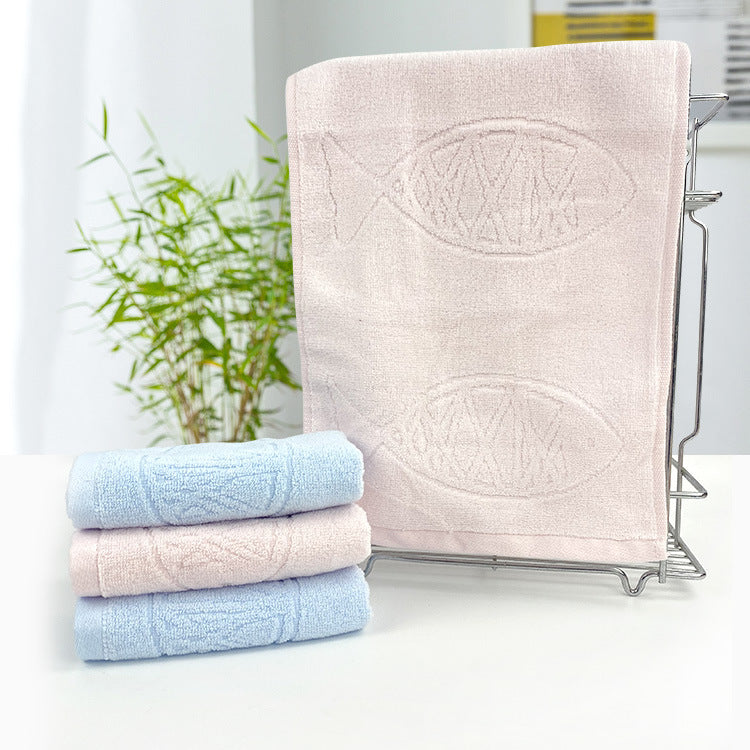 Luxurious Terry Towel Set with Playful Fish Motif Skanto
