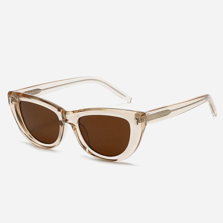 Dame Cat-Eye solbriller med transparent ramme og brune linser Skanto