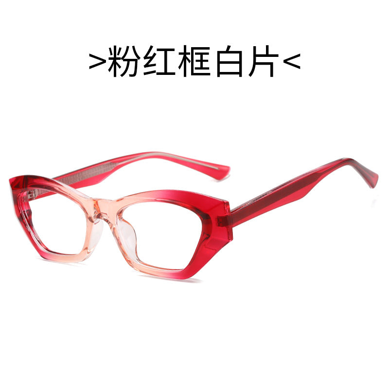 Damer Cat Eye solbriller med moderne transparente detaljer Skanto
