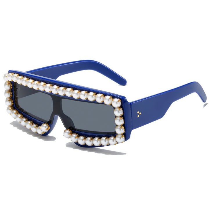 Dame moteriktig solbrille med perle-applikasjoner Skanto