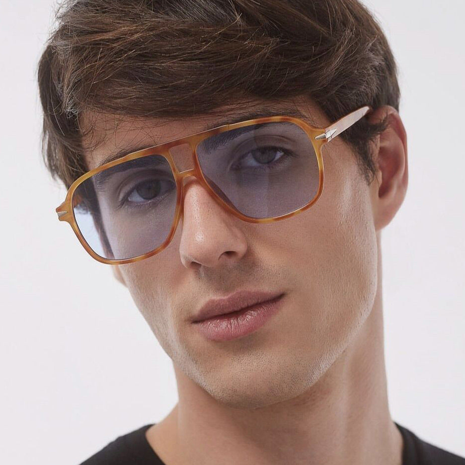Dame oversized solbriller med mod design og beskyttende UV-filter Skanto