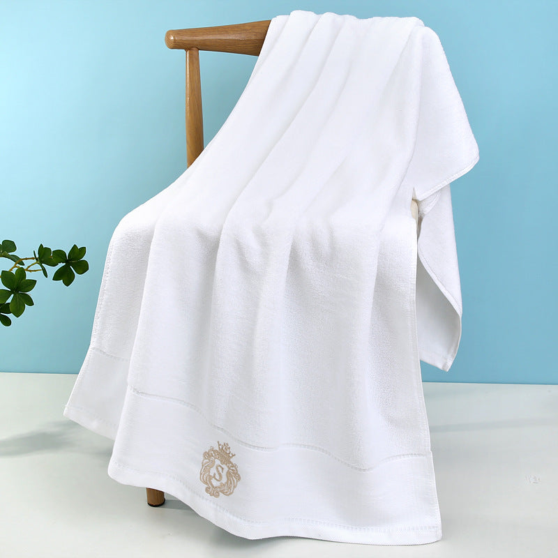 Luxurious terry towel with elegant design Skanto
