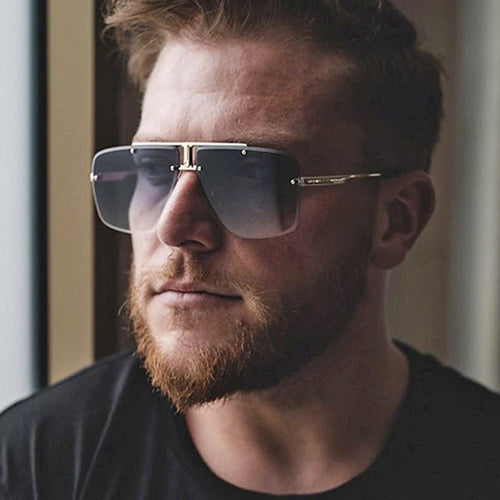 Dame kvadratisk solbrille i stilfull minimalistisk design Skanto